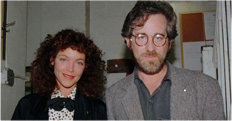 who was steven spielberg's first wife